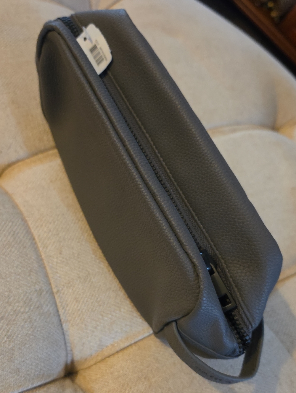 Bath & Body Works Gray Pebbled Toiletry Bag